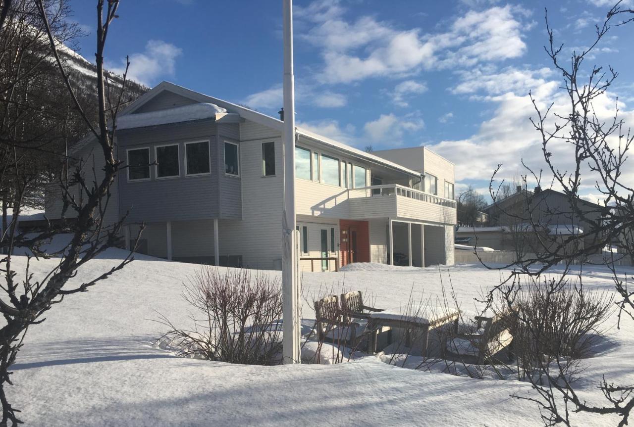 Villa Top View Tromso Exterior photo