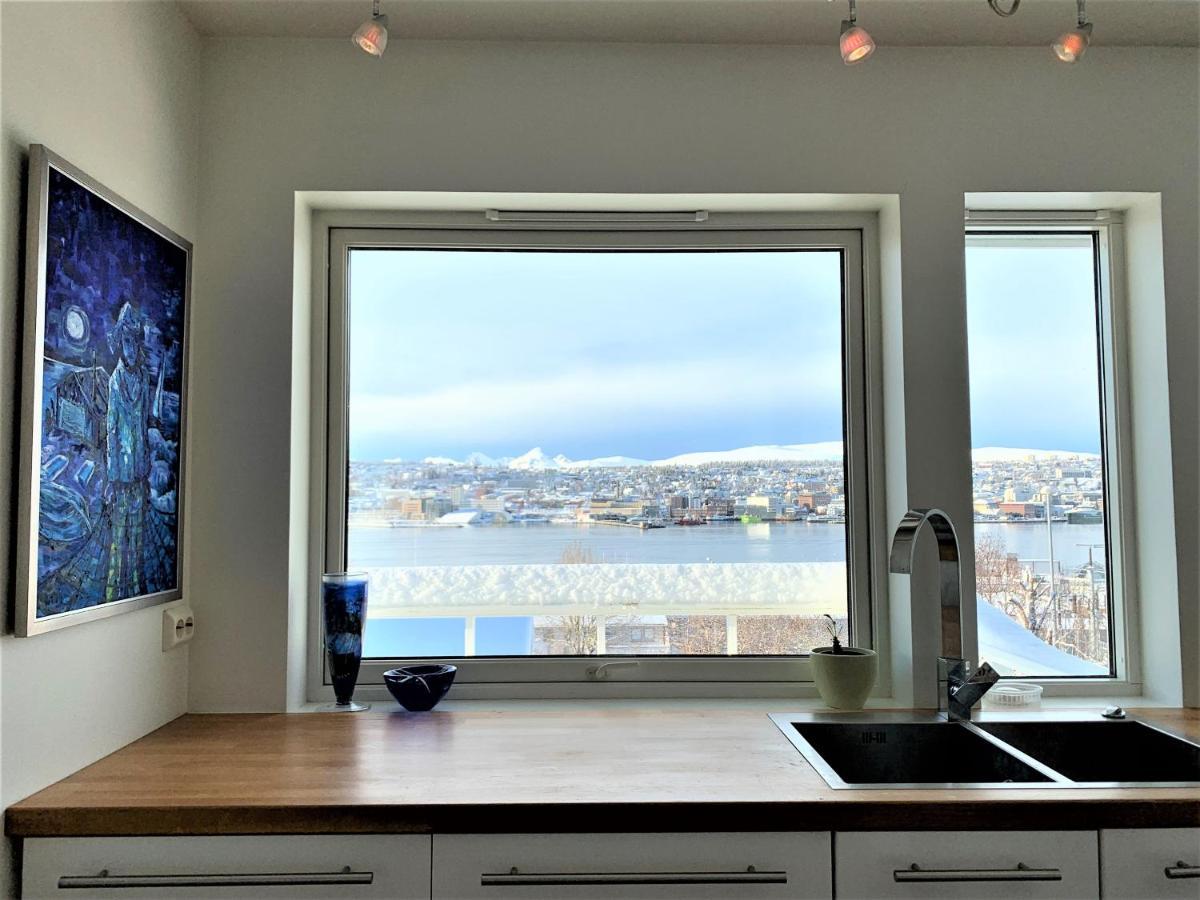 Villa Top View Tromso Exterior photo
